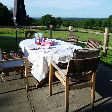 Moaps Farm B&B Support Small Business, Welcome, Check In From 5 Pm Danehill Bagian luar foto