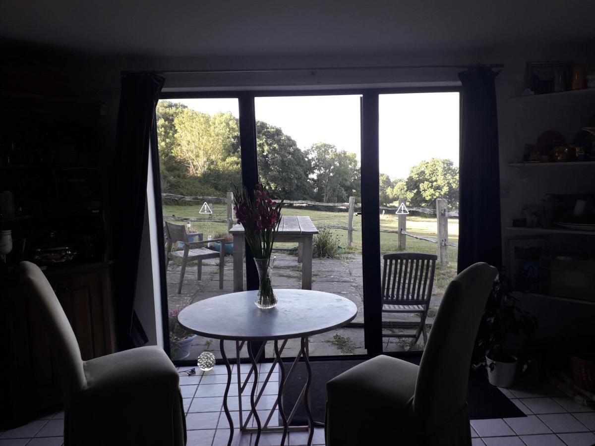 Moaps Farm B&B Support Small Business, Welcome, Check In From 5 Pm Danehill Bagian luar foto