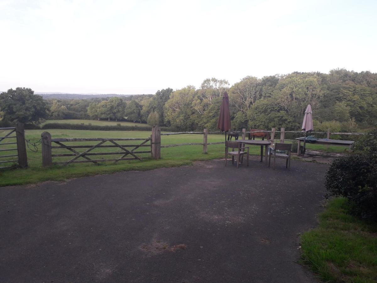 Moaps Farm B&B Support Small Business, Welcome, Check In From 5 Pm Danehill Bagian luar foto
